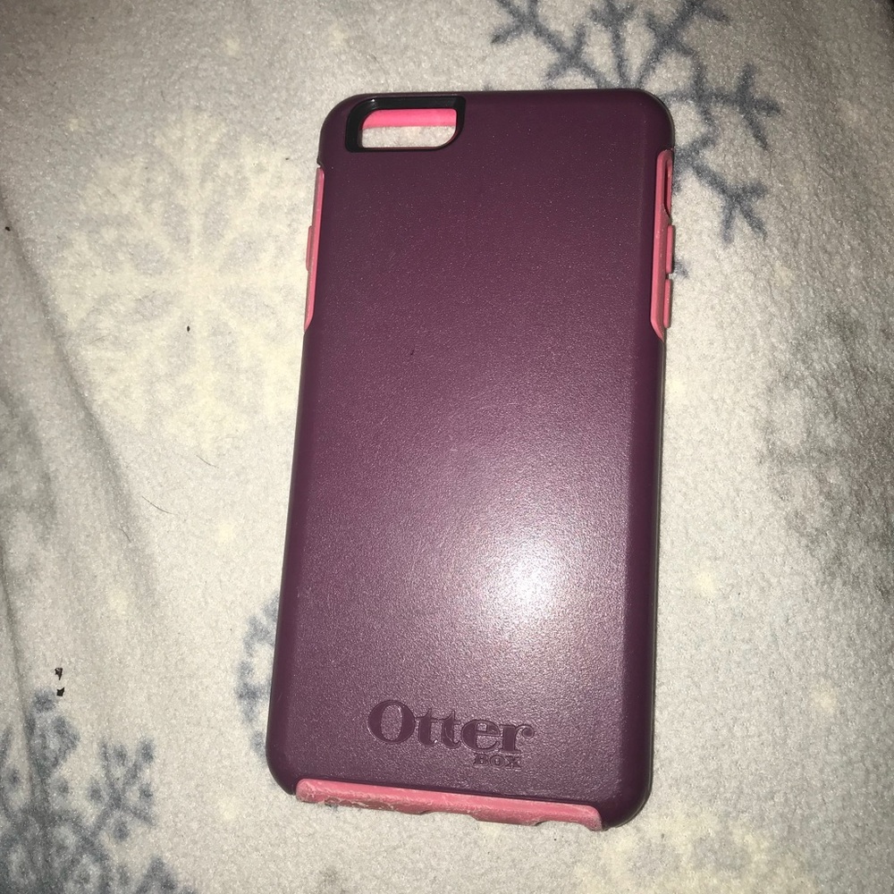 iPhone 6 Plus otter box protector case.
